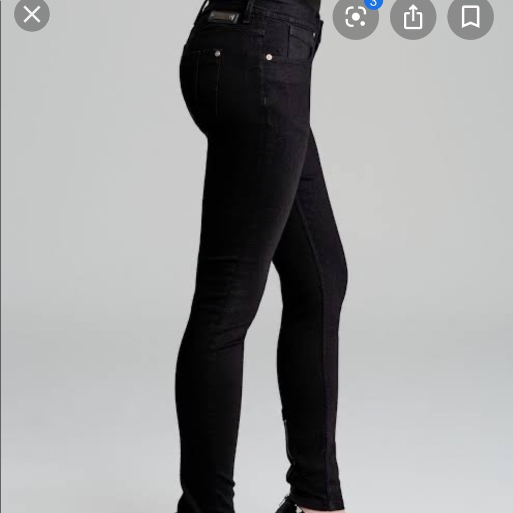 Burberry jeans size 2